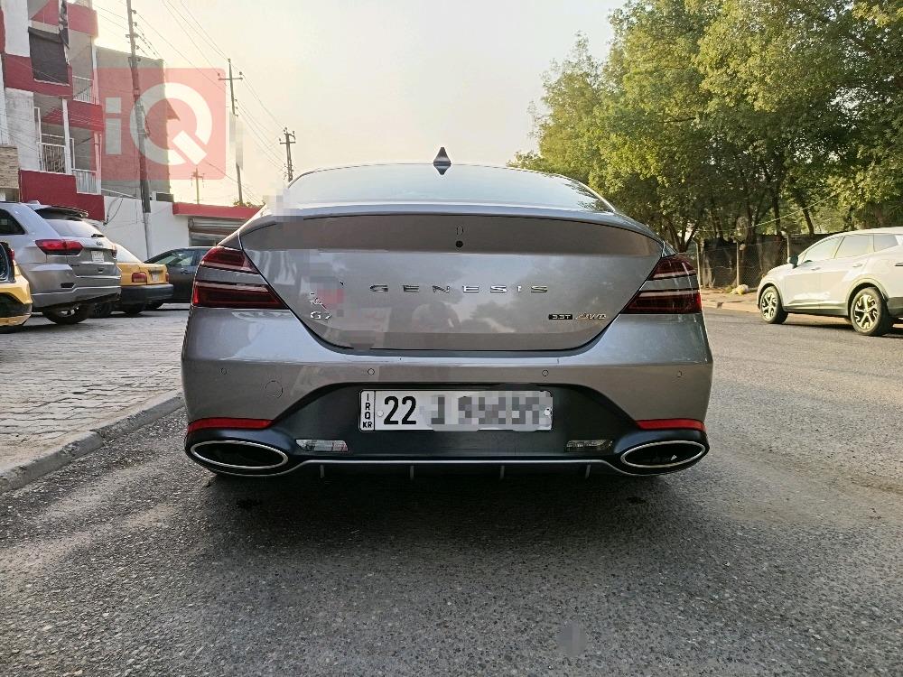 Genesis G70
